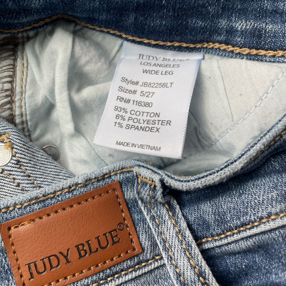 Judy Blue Wide Leg Cropped Distressed Denim Jean Size 5 / 27 - Picture 8 of 8